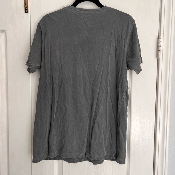 Def Leopard Graphic Tee - Picture 4 of 5